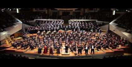 Mahler: Symphony No. 8 / Rattle · Berliner Philharmoniker